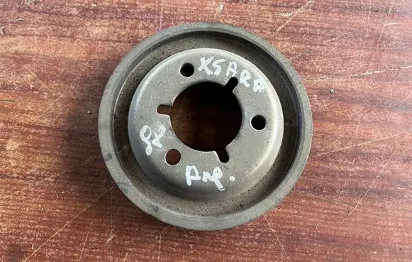 Citroen Xsara Crankshaft pulley 9630873580