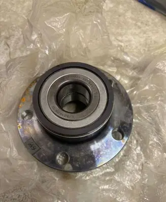 Volkswagen Golf V Rear wheel bearing hub VKBA3644 73165722