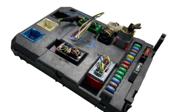 Citroen DS3 BSM Control unit 9664983080 22661F01 20100125