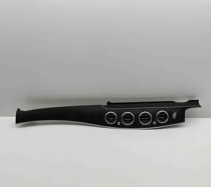 Dashboard glove box trim