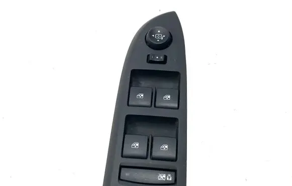 Chevrolet Volt I Electric window control switch 3TT8