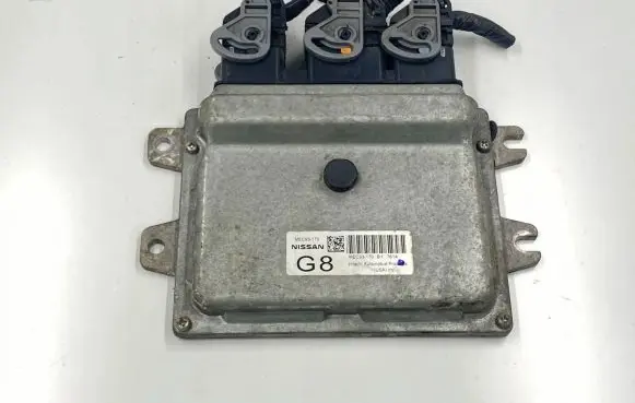 Nissan Tiida C11 Engine control unit/module ECU MEC93170