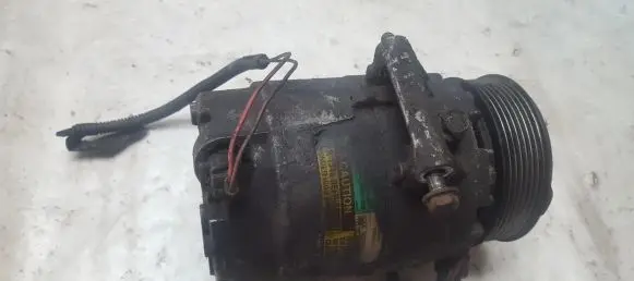 Renault Espace - Grand espace IV Air conditioning (A/C) compressor (pump) 8200067915 1139509