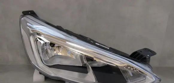 Ford Focus Headlight/headlamp JX7B-13W029-AE