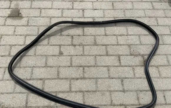 Audi A4 S4 B9 Trunk rubber seal (body) 8W5827705C