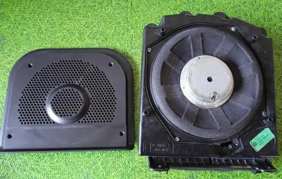 BMW M6 Subwoofer speaker 7838909 36122010 7832209