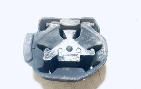 Mercedes-Benz Vito Viano W638 Engine mount bracket 6382411413
