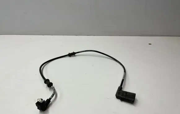 Mercedes-Benz E W213 Brake pads wear sensor A2135403805
