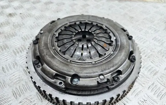 Nissan Juke I F15 Clutch set kit 3000950538 22764100025 22770920183