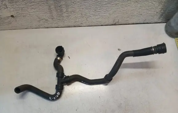Volvo XC60 Engine coolant pipe/hose S0000379