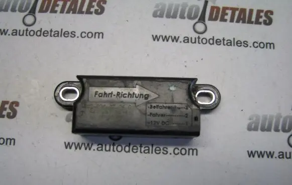 Mercedes-Benz E W211 Airbag deployment crash/impact sensor A0038200726