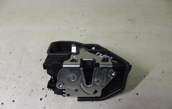 BMW 4 F36 Gran coupe Rear door lock 7202148