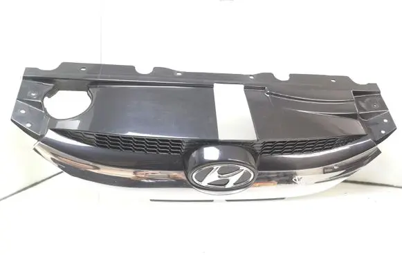 Hyundai ix35 Front bumper upper radiator grill 863512Y000