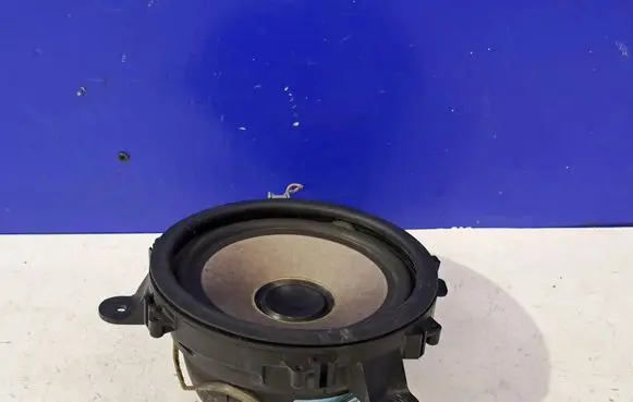 Volvo XC90 Front door speaker 8633109