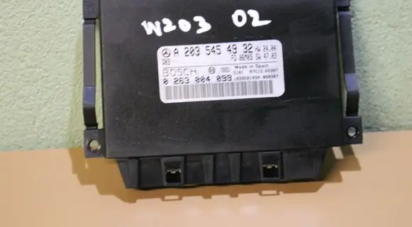 Mercedes-Benz C W203 Parking PDC control unit/module A2035454932 0263004099