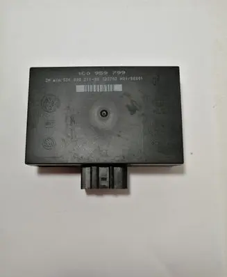 Volkswagen PASSAT B7 Comfort/convenience module 1C0959799