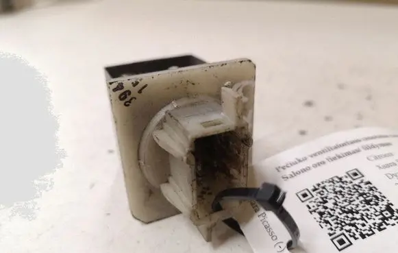 Citroen Xsara Picasso Heater blower motor/fan resistor A9373