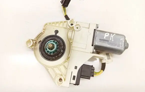 Audi A6 S6 C6 4F Front door window regulator motor 4F0959801D