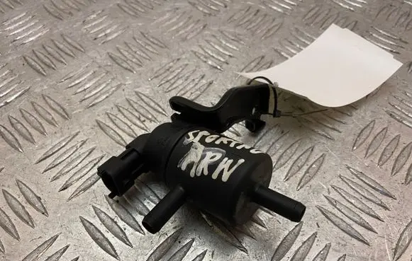 KIA Sportage Vacuum valve 289103L000