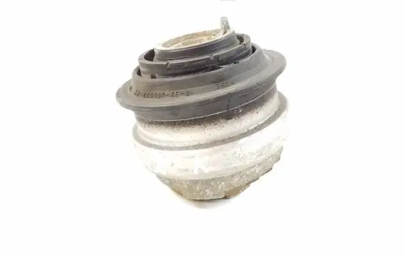 Engine mount bracket