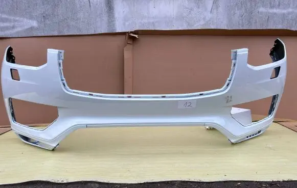 Volvo XC90 Front bumper 31690641 39799446