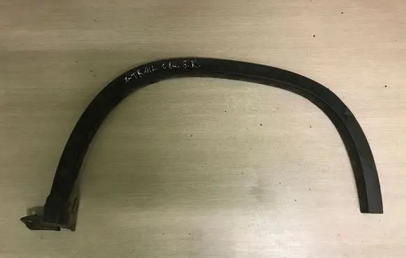 Nissan X-Trail T31 Rear arch trim 76857JG00A