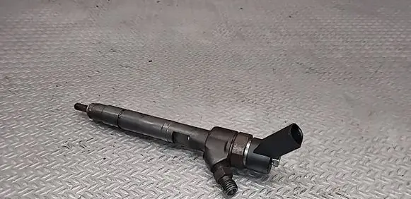 Smart ForTwo I Fuel injector A6600700187 0445110023