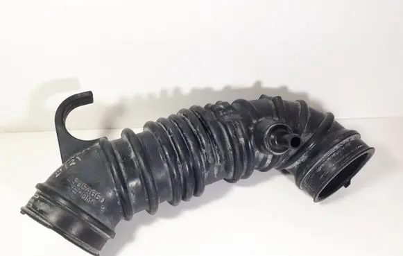Mitsubishi Outlander Air intake duct part 1505A660