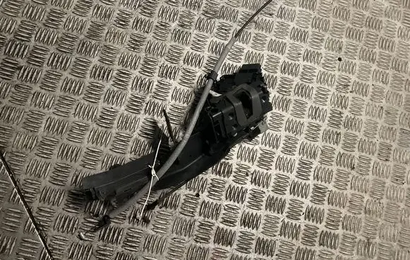 Ford S-MAX Front door lock 