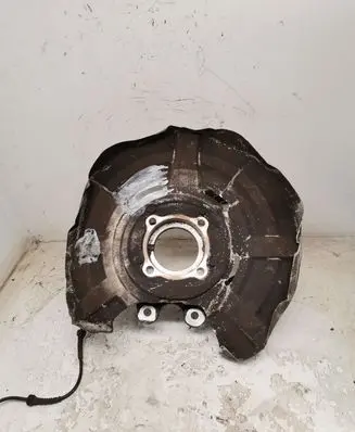 BMW M5 Rear wheel hub 17452710