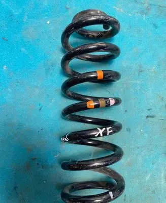 Jaguar XF Rear coil spring GX635534AB GX635534AC T2H19554