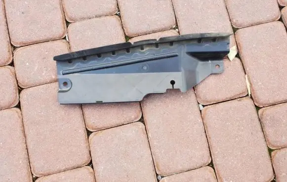 Opel Astra K Intercooler air guide/duct channel 39002486