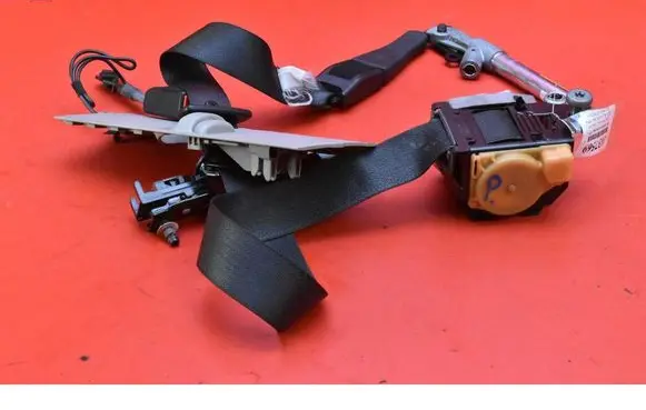 Opel Insignia A Front seatbelt 3063932AA