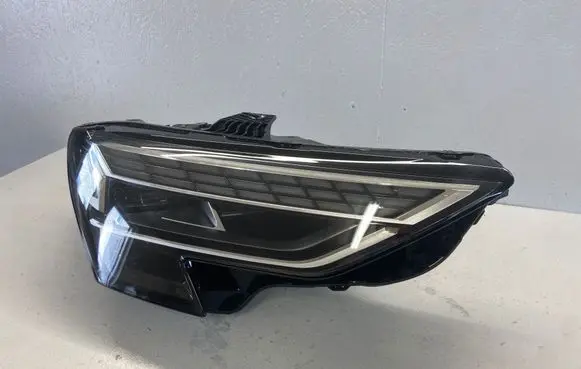 Audi A3 8Y Headlight/headlamp 8Y0941036H L905544