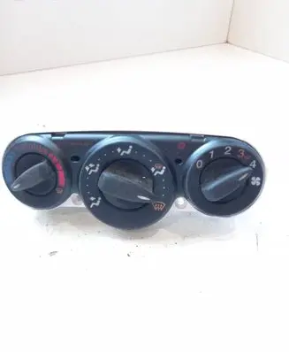 Ford Focus Climate control unit 98AB18C419