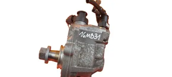 Peugeot 308 Fuel injection high pressure pump 0445010739 BHZ