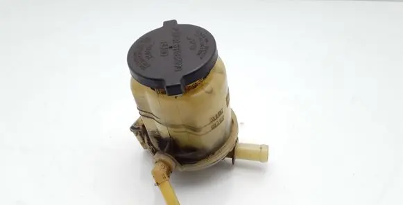 Toyota Sienna XL20 II Power steering fluid tank/reservoir 