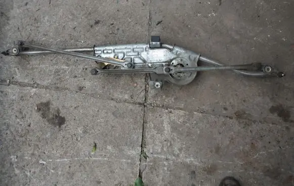 Ford Galaxy Front wiper linkage and motor
