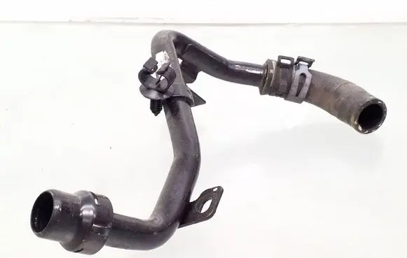Volkswagen Golf IV Engine coolant pipe/hose 04l122157bt