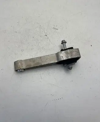 Land Rover Discovery Sport Engine mount bracket