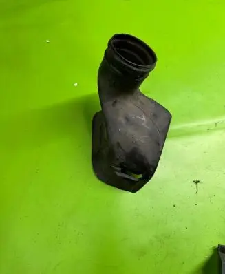 BMW 5 E39 Engine coolant pipe/hose 2695761
