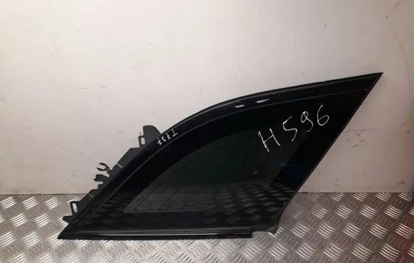 Land Rover Range Rover Velar Rear side window J8A229600