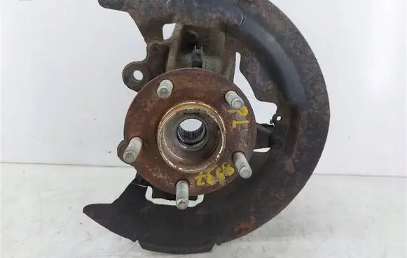Volvo C30 Front wheel hub spindle knuckle 