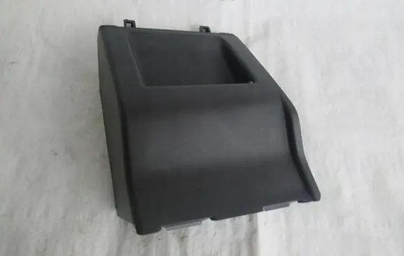 Opel Insignia B Air filter box cover 39029454