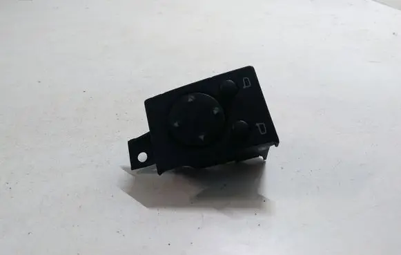 Audi A6 S6 C4 4A Wing mirror switch 4A0959565