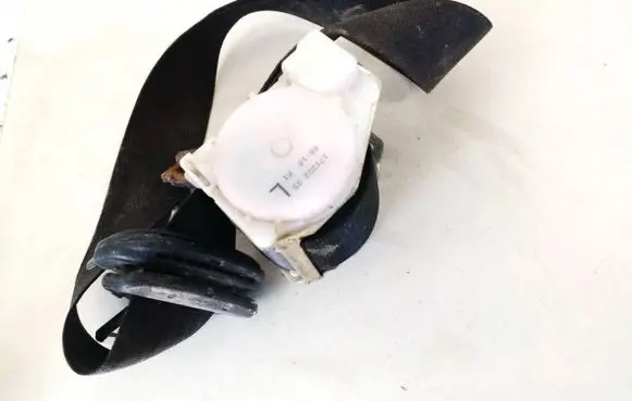 Opel Zafira A Rear seatbelt 90580905