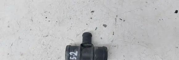 Volkswagen Golf V Engine coolant pipe/hose