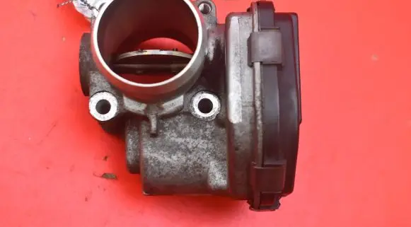 Peugeot 207 CC Throttle body valve 9673534480