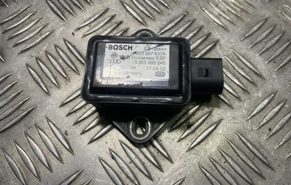 Audi A6 S6 C5 4B ESP acceleration yaw rate sensor 8E0907637A 0017778 0265005245