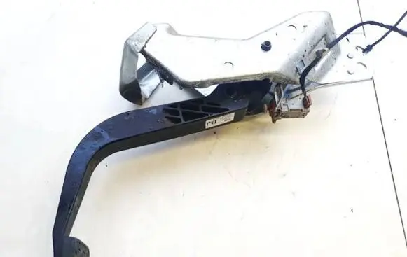 Brake pedal sensor switch
